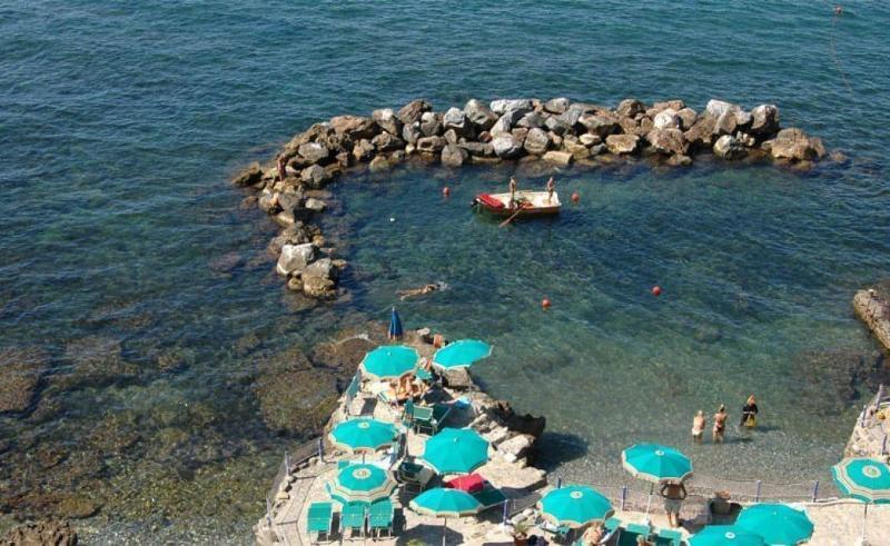Hotel Esperia Piombino Buitenkant foto